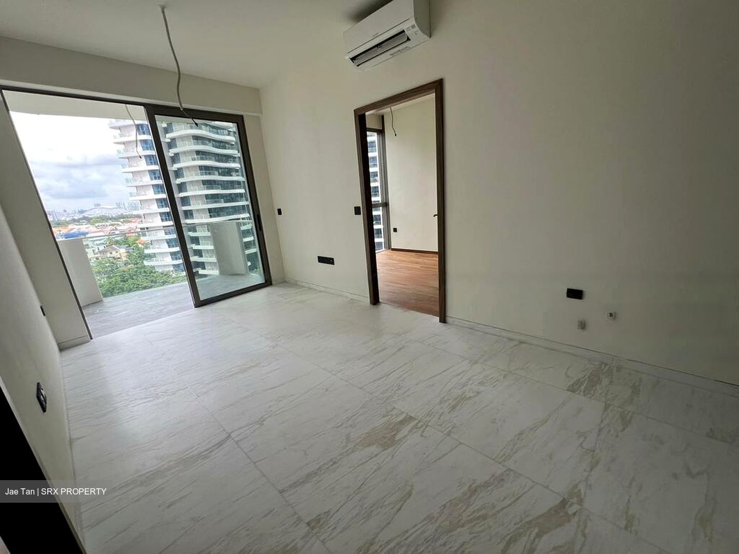 Coastline Residences (D15), Apartment #567516201